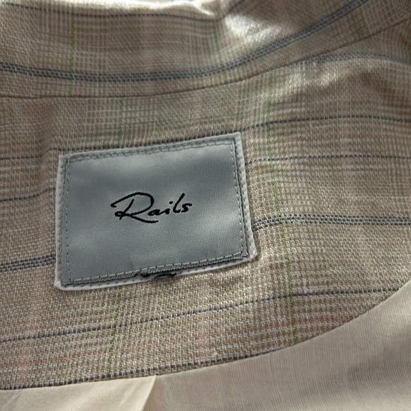 Rails - Picture 6 of 10